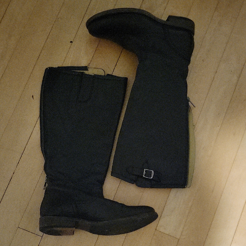 Frye Black Leather Riding Boots - 6